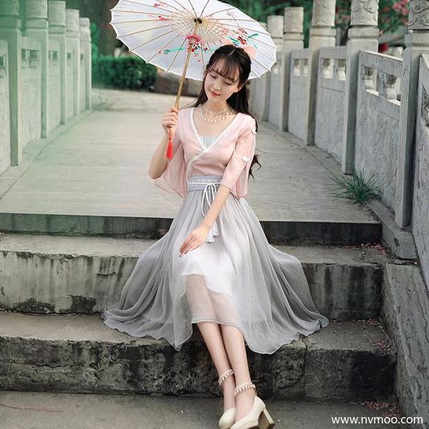 中国风复古连衣裙，淡雅如画让人迷醉