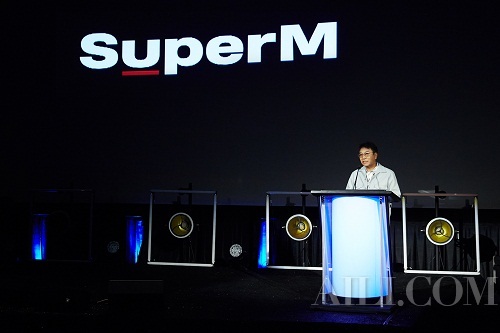 美国知名音乐集团CMG邀请李秀满制作人负责SuperM的制作