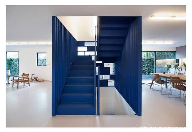关于楼梯设计的多种风格设计图案
